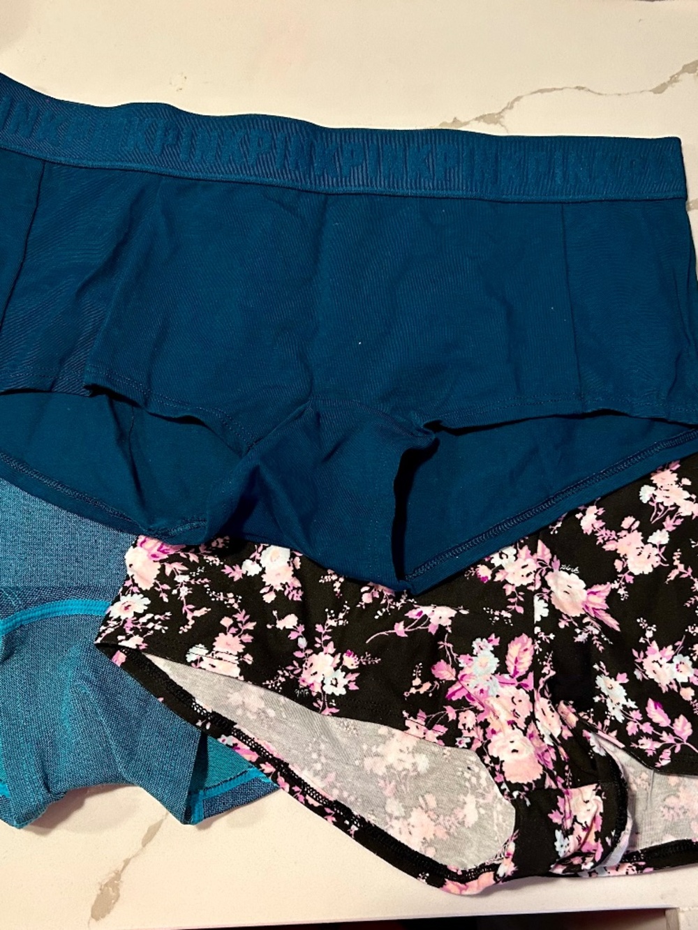 Victoria’s Secret Pink Set of 3 NWT Women’s Undies Sz Large Floral Stripes